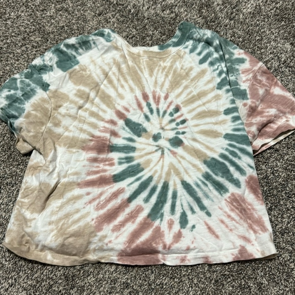 tie dye cropped tee
